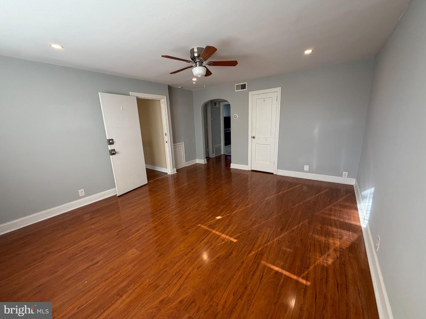 6319 Gardenia St Property Photo 10