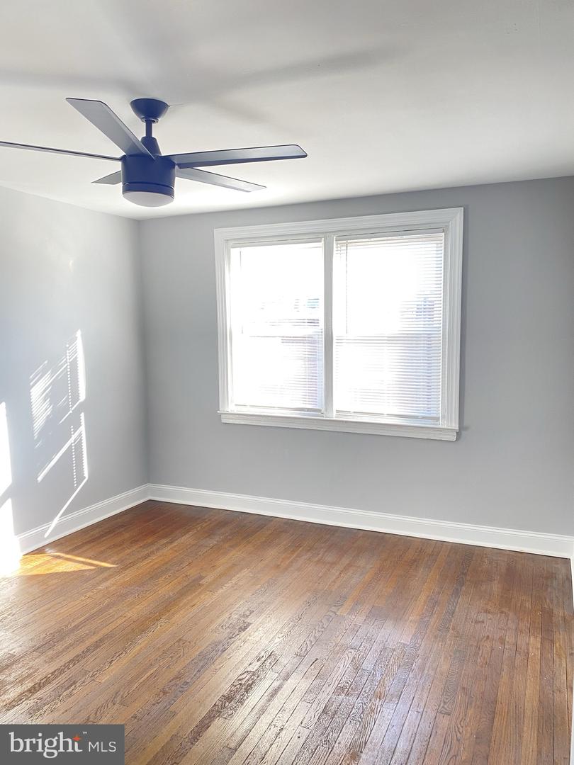6302-6328 Magnolia St #6302-a Property Photo 6