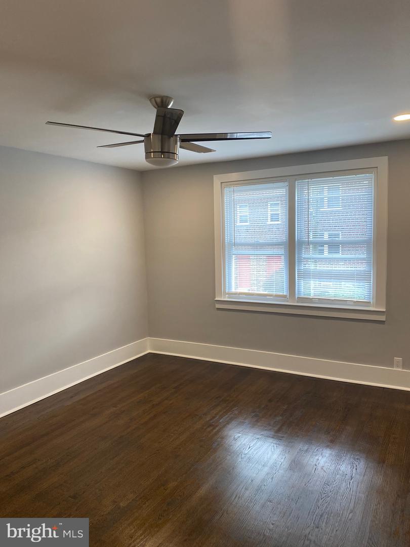 6302-6328 Magnolia St #6302-a Property Photo 9