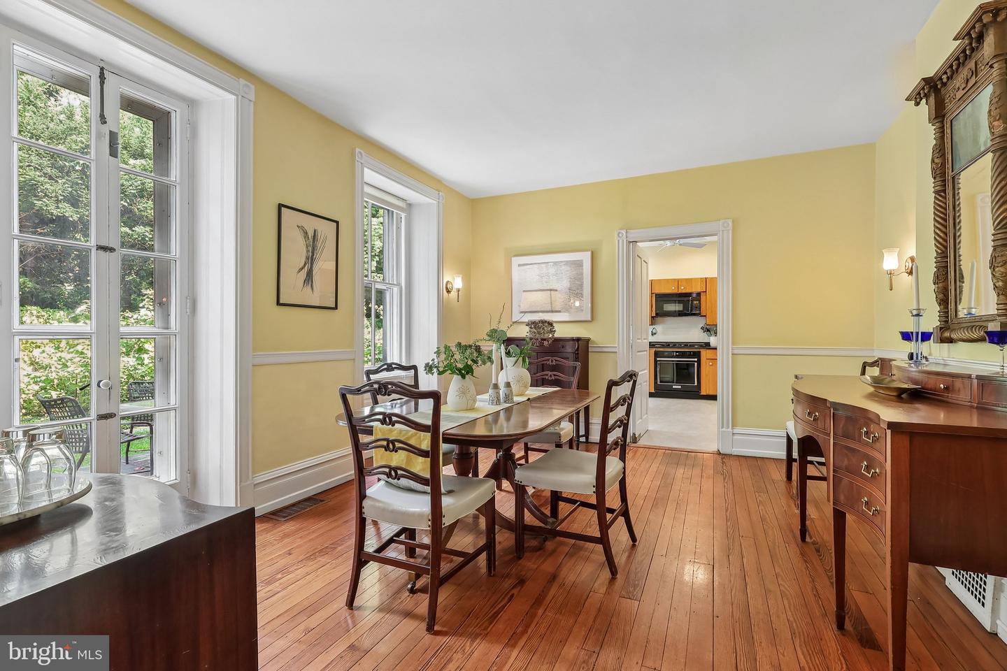 202 W Chestnut Hill Ave Property Photo 10