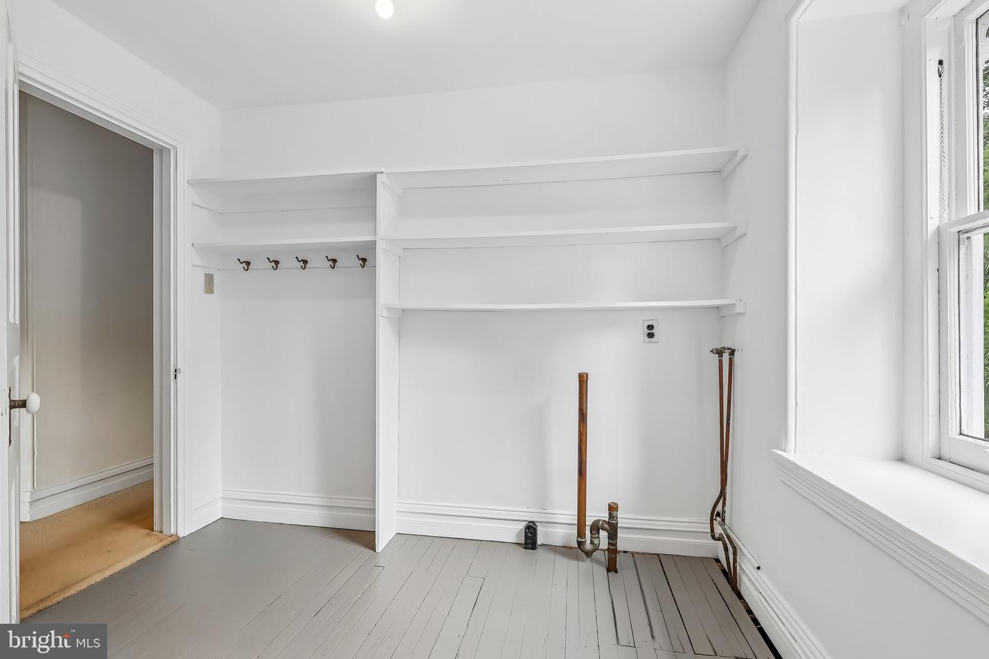 202 W Chestnut Hill Ave Property Photo 40