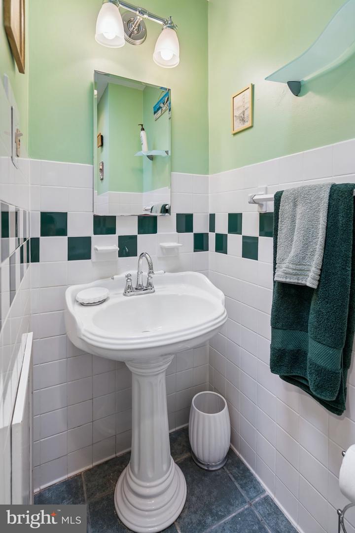 2816 S Marvine St Property Photo 46