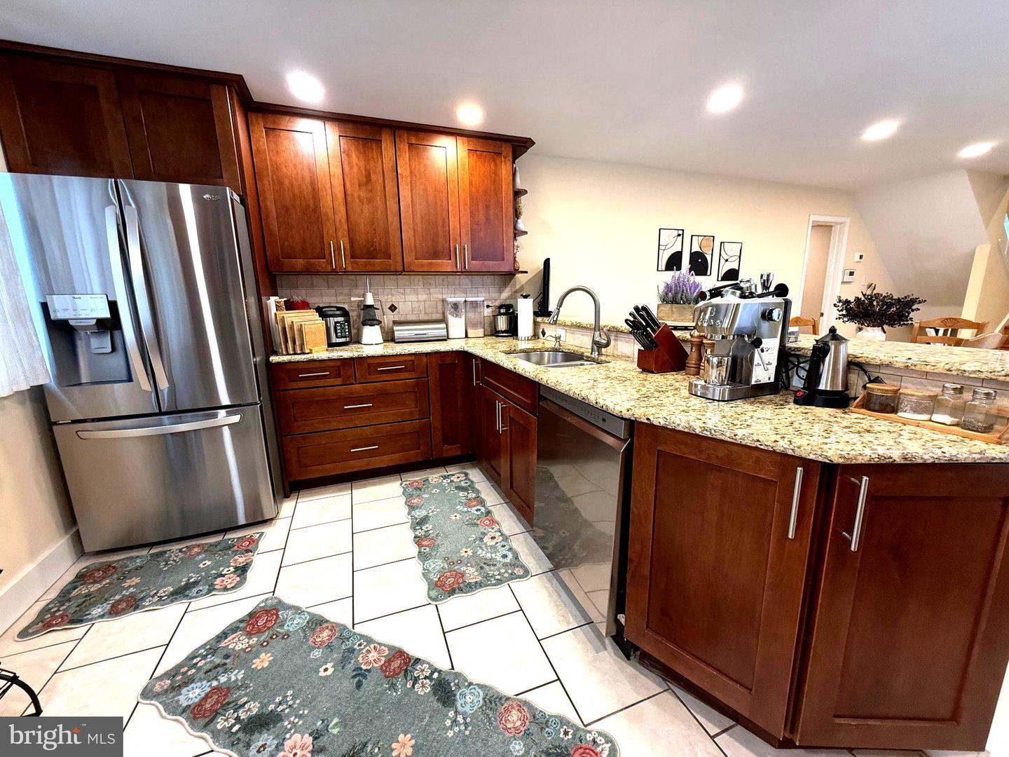 657 Artwood Dr Property Photo 3
