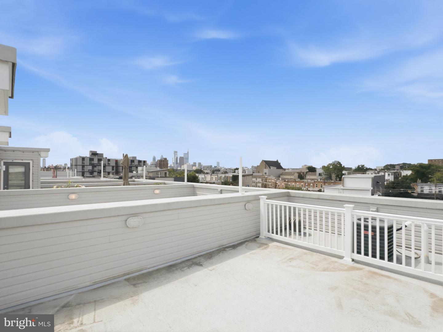 1643 N Randolph St Property Photo 34