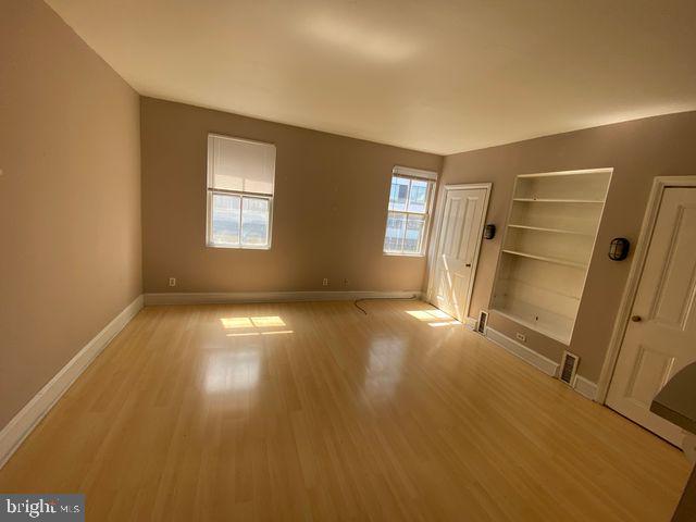 559 N 5th St Property Photo 5