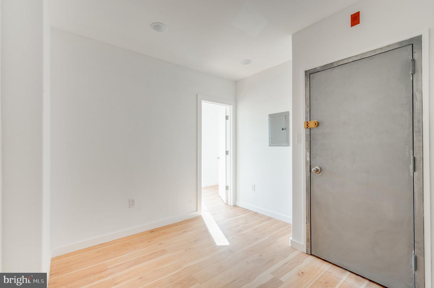 1617 Harrison St #2f Property Photo 8