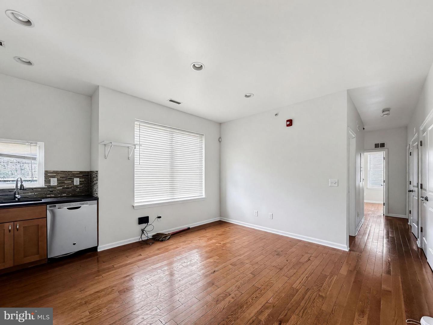 1822 W Norris St #c Individual Room Property Photo 3