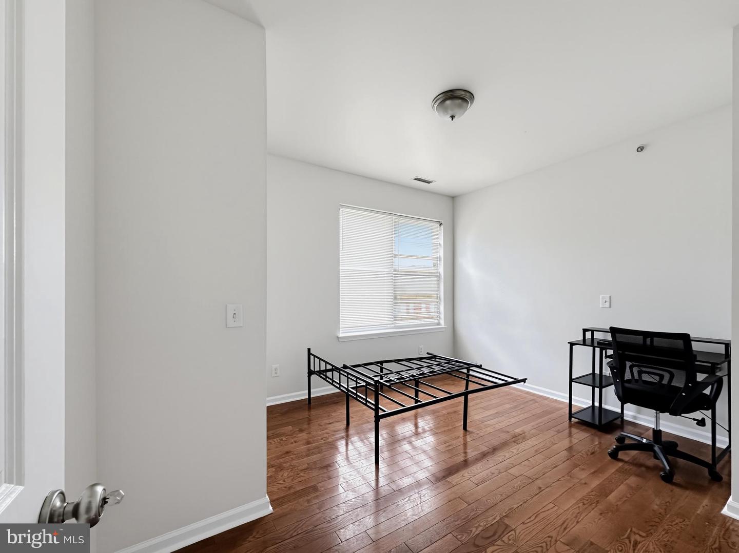 1822 W Norris St #c Individual Room Property Photo 4