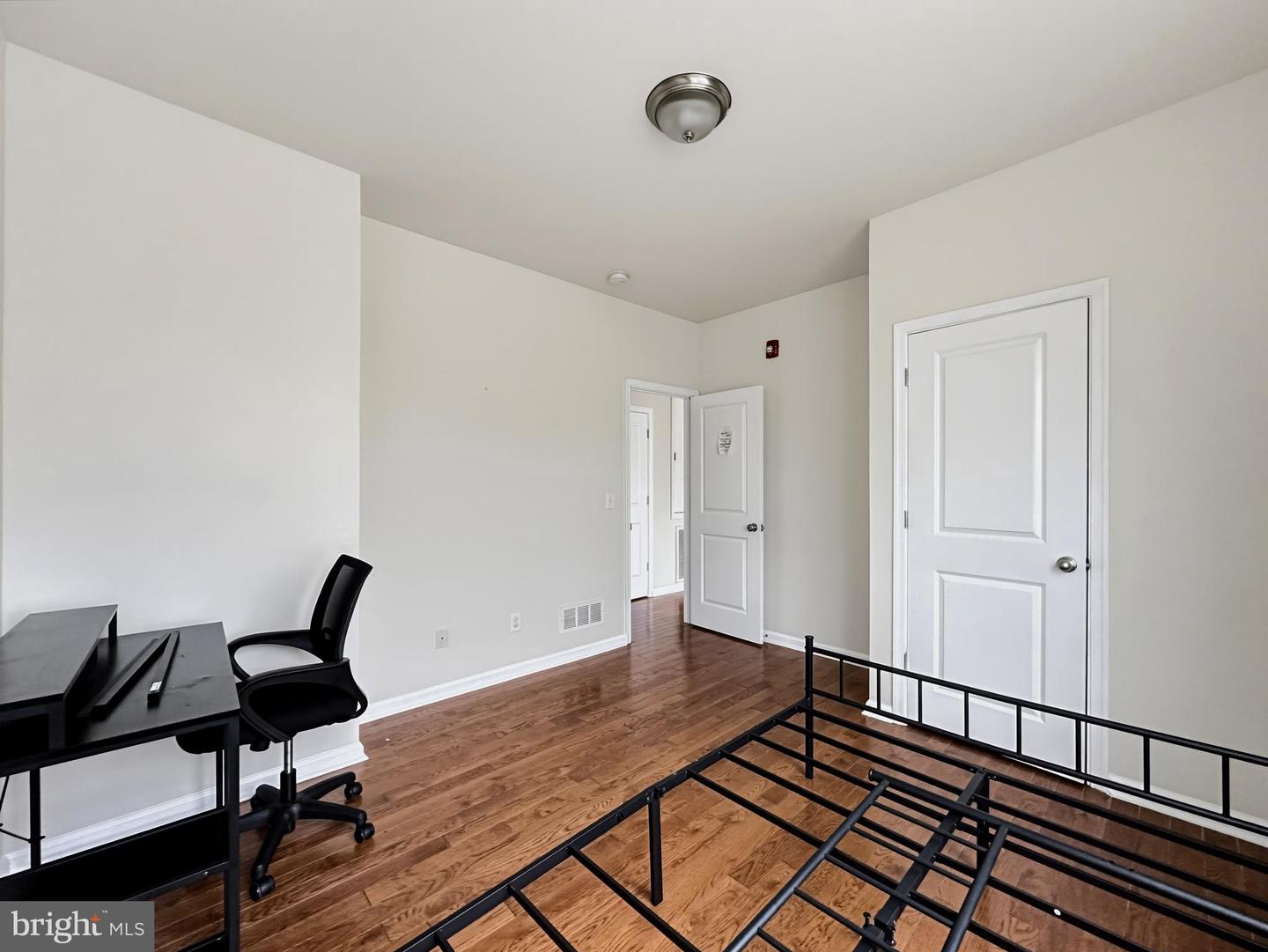 1822 W Norris St #c Individual Room Property Photo 5