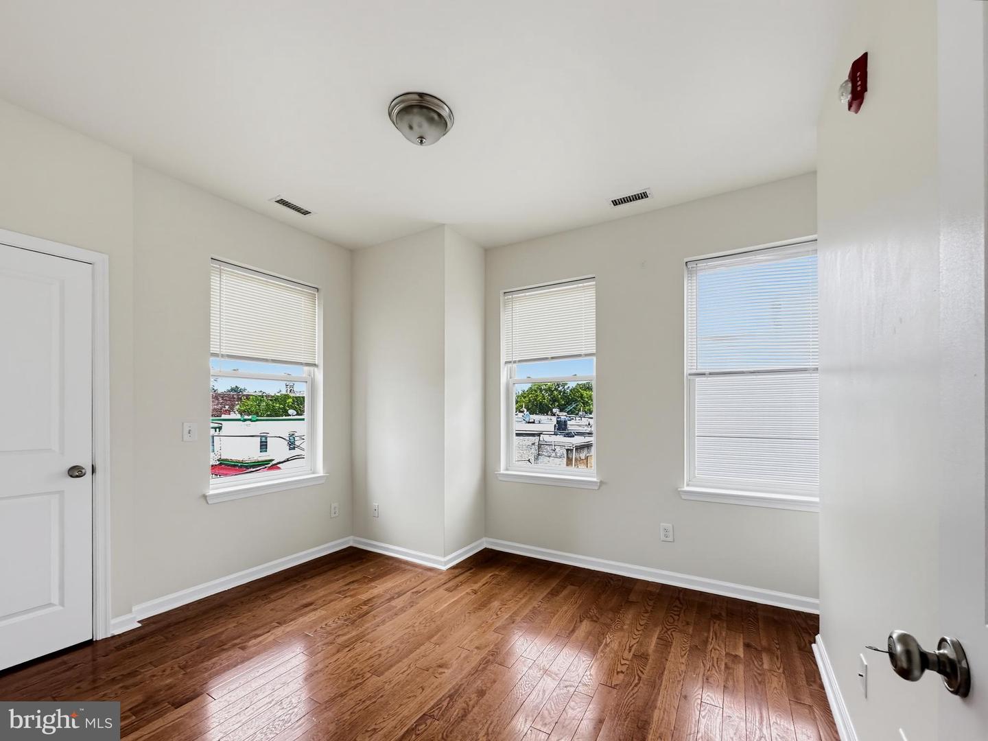 1822 W Norris St #c Individual Room Property Photo 6