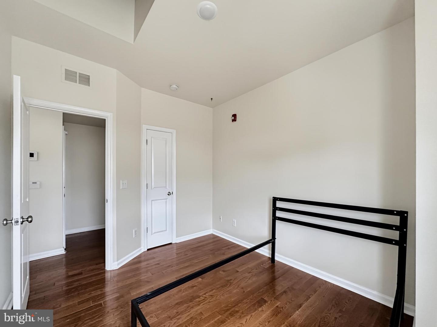 1822 W Norris St #c Individual Room Property Photo 12