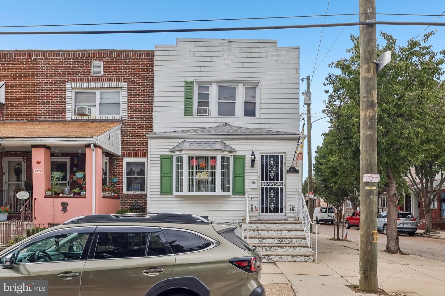 701 Johnston St Property Photo 4