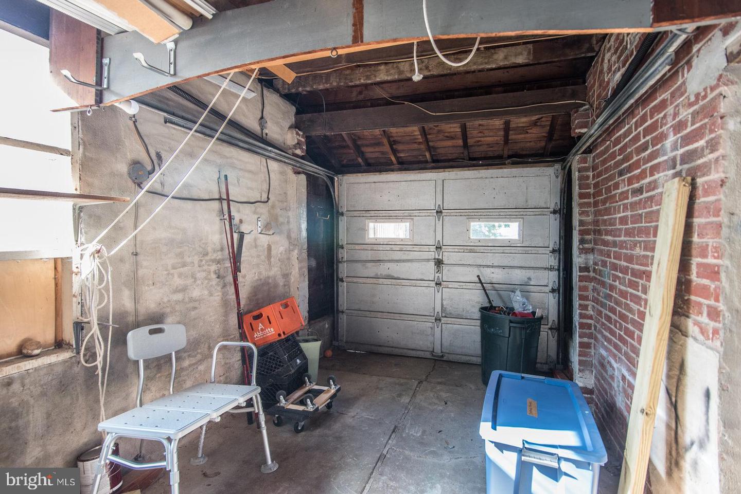 2231-33 Afton St Property Photo 49
