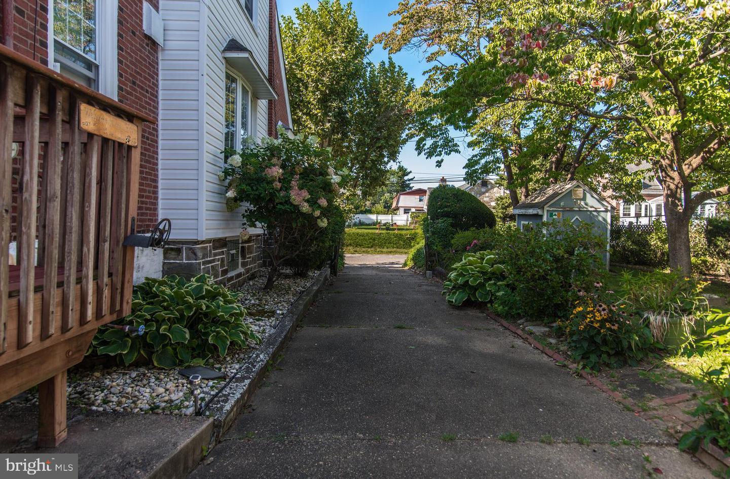 2231-33 Afton St Property Photo 59