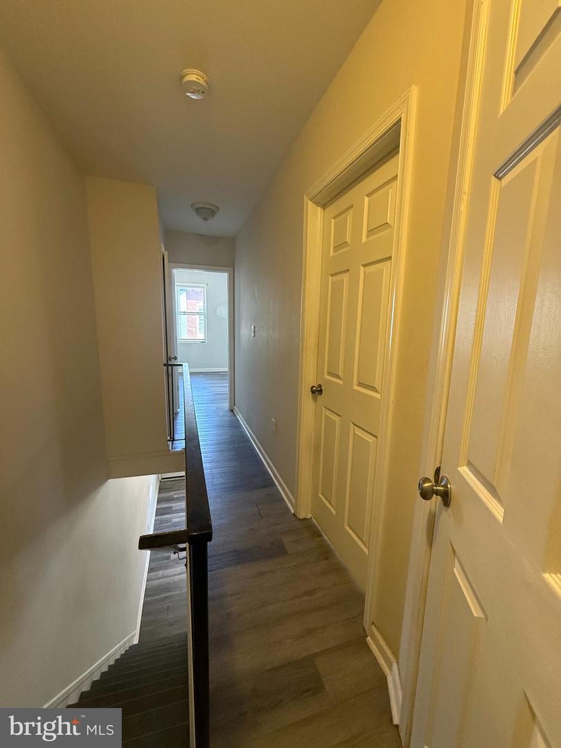 2066 E Stella St Property Photo 7