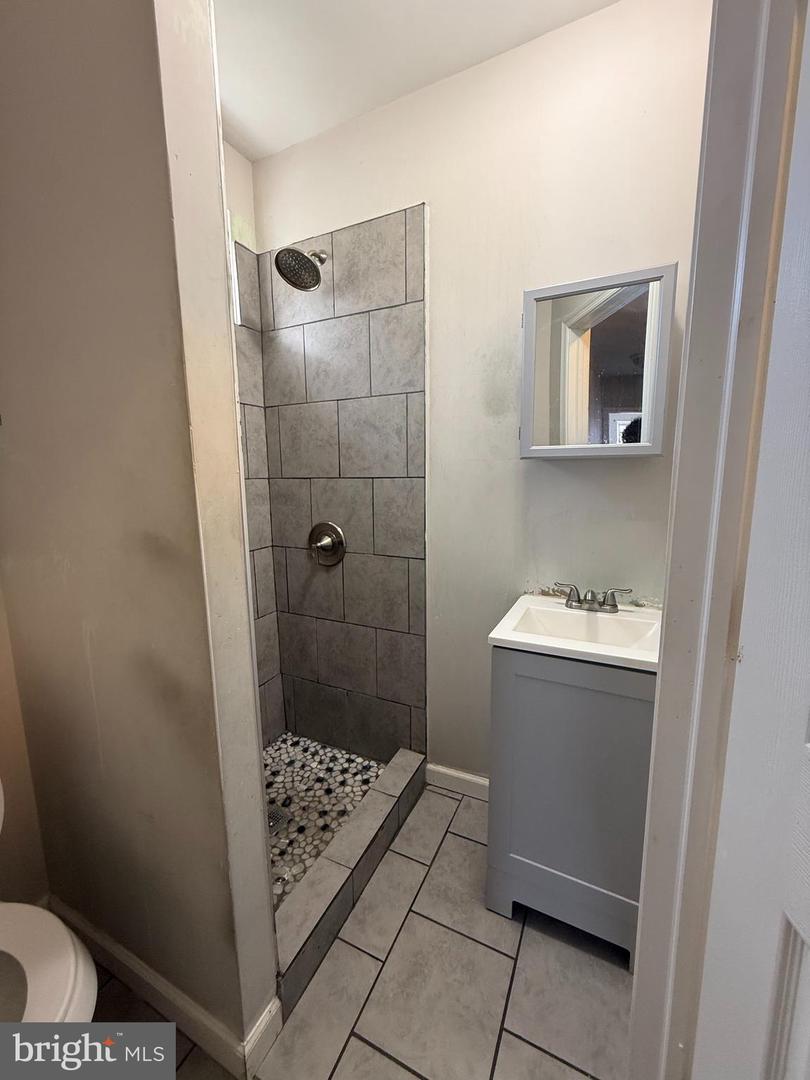 2066 E Stella St Property Photo 12