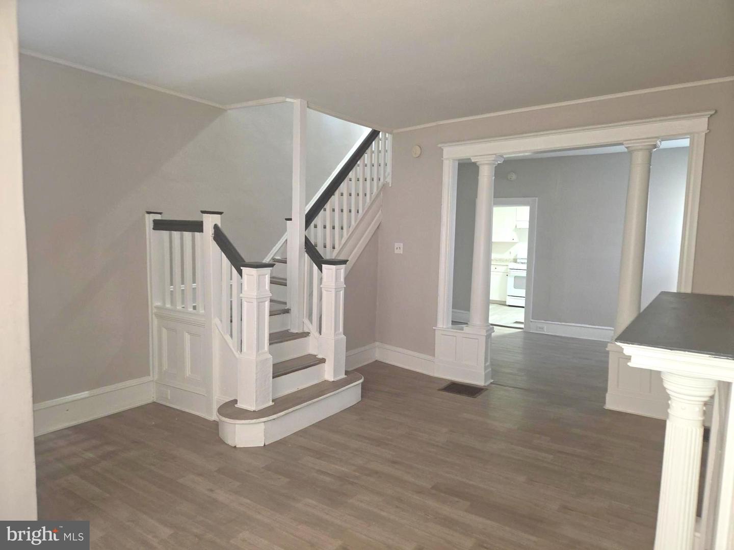 1711 N Aberdeen St Property Photo 4