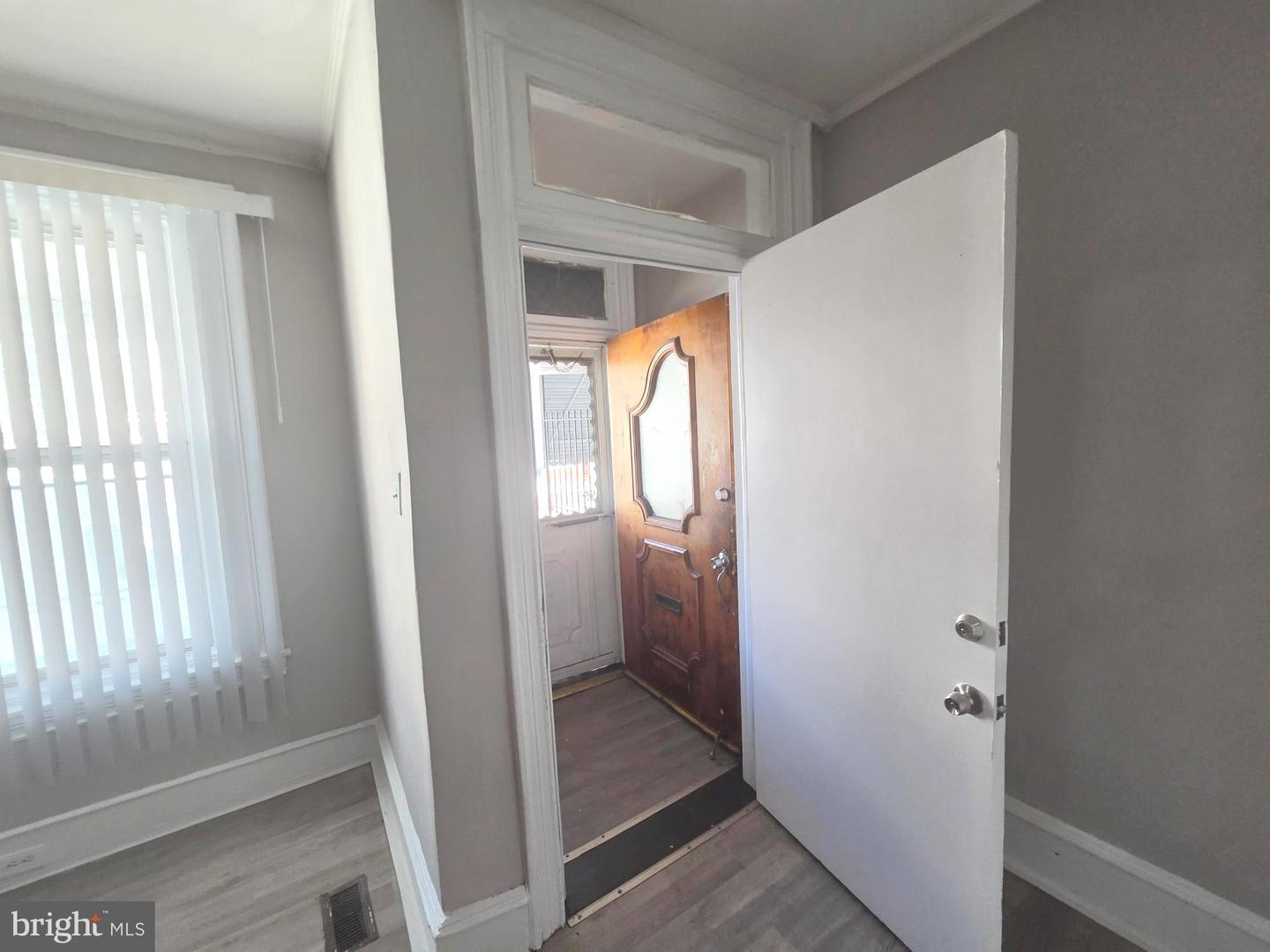 1711 N Aberdeen St Property Photo 5