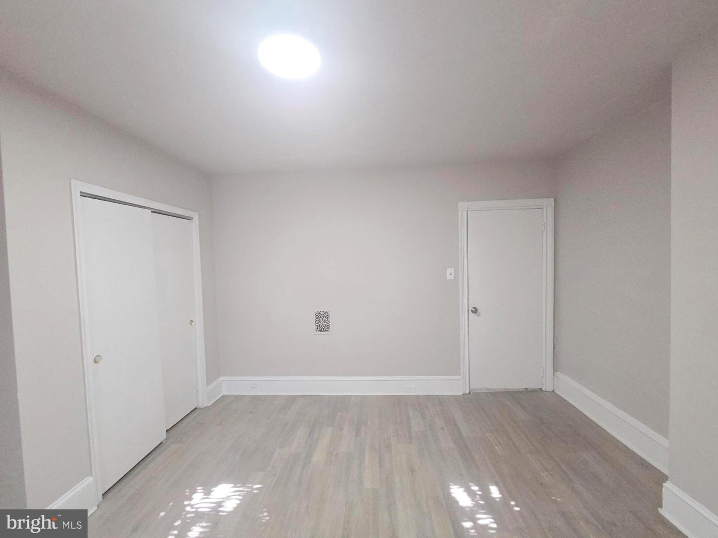 1711 N Aberdeen St Property Photo 14
