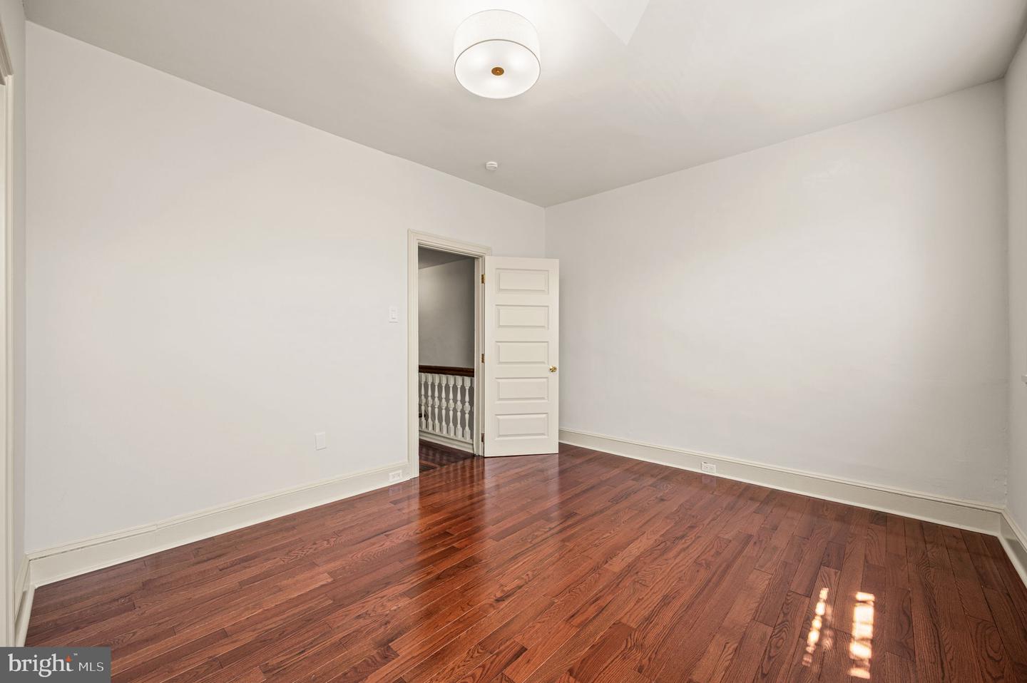 833 Morris St Property Photo 12