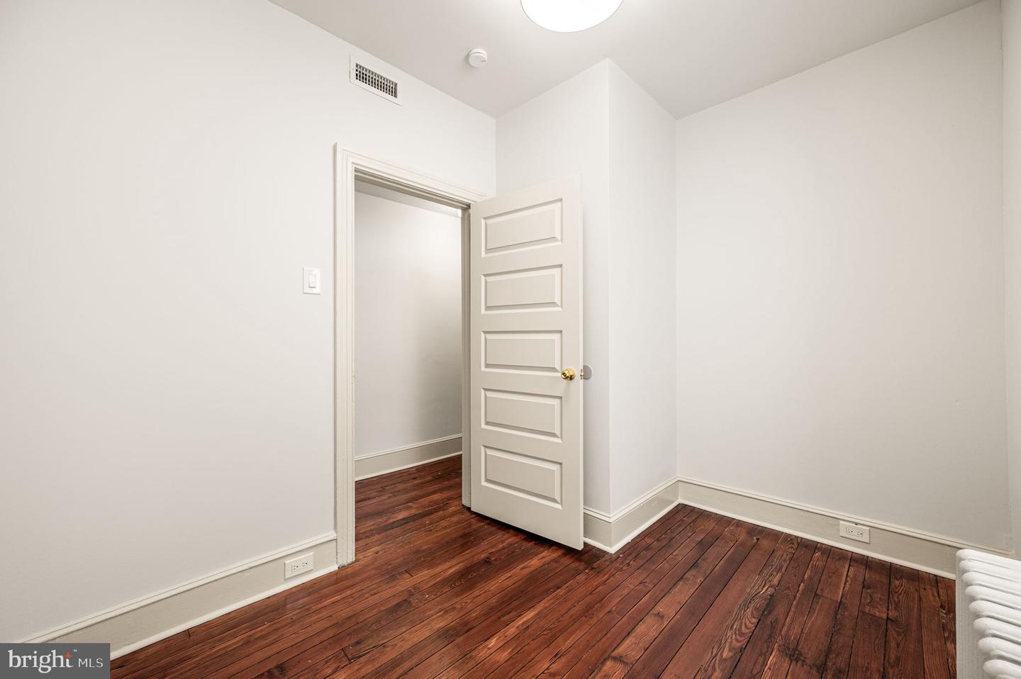 833 Morris St Property Photo 17