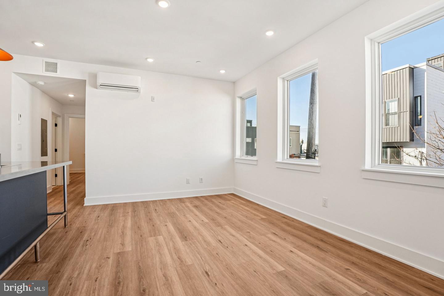 2456 Frankford Ave #9 Property Photo 6