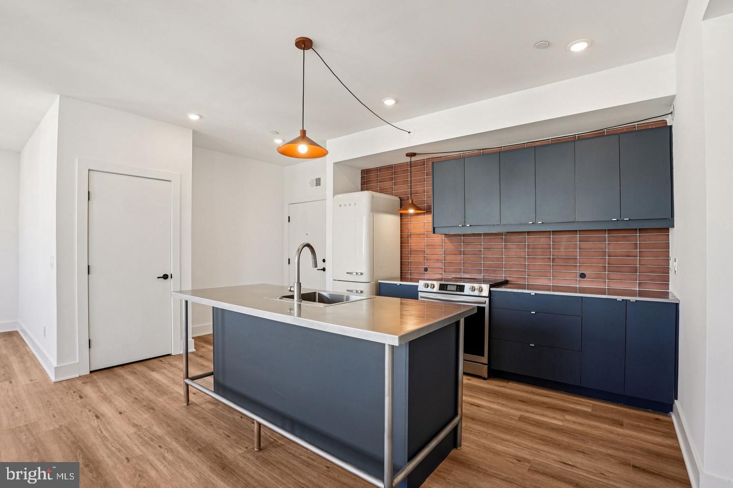 2456 Frankford Ave #9 Property Photo 11