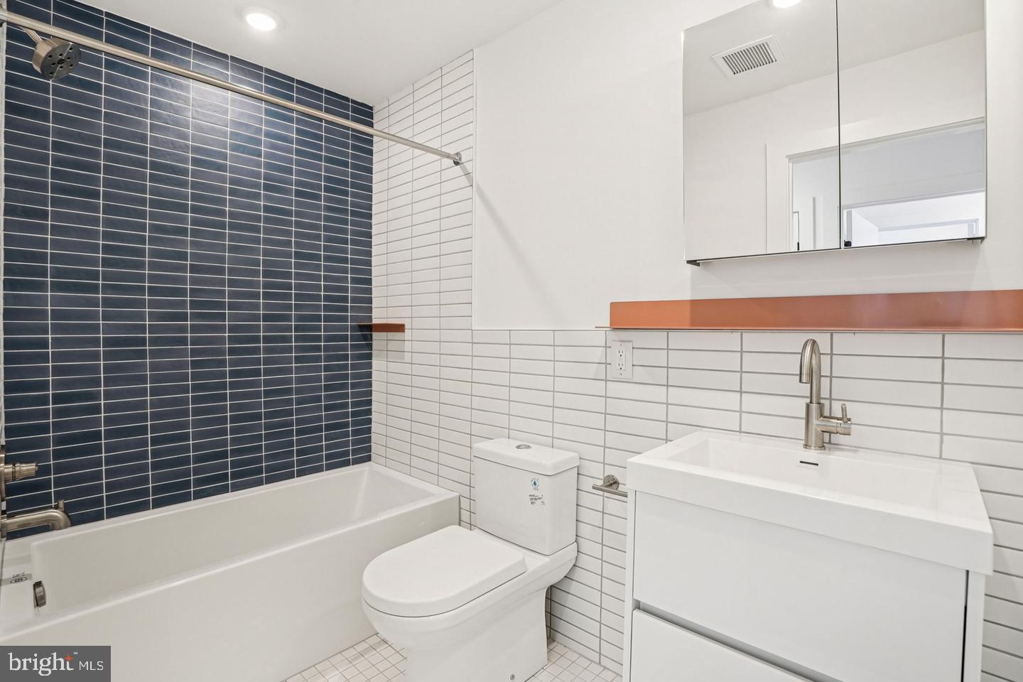 2456 Frankford Ave #9 Property Photo 12