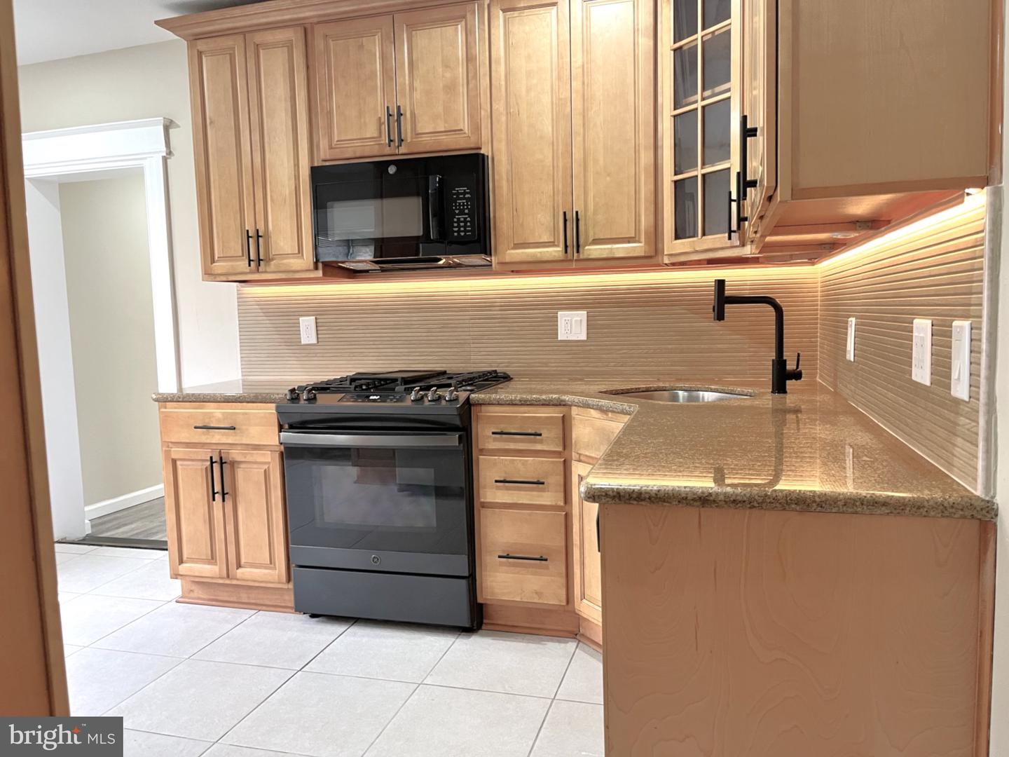 7642 Williams Ave Property Photo 1