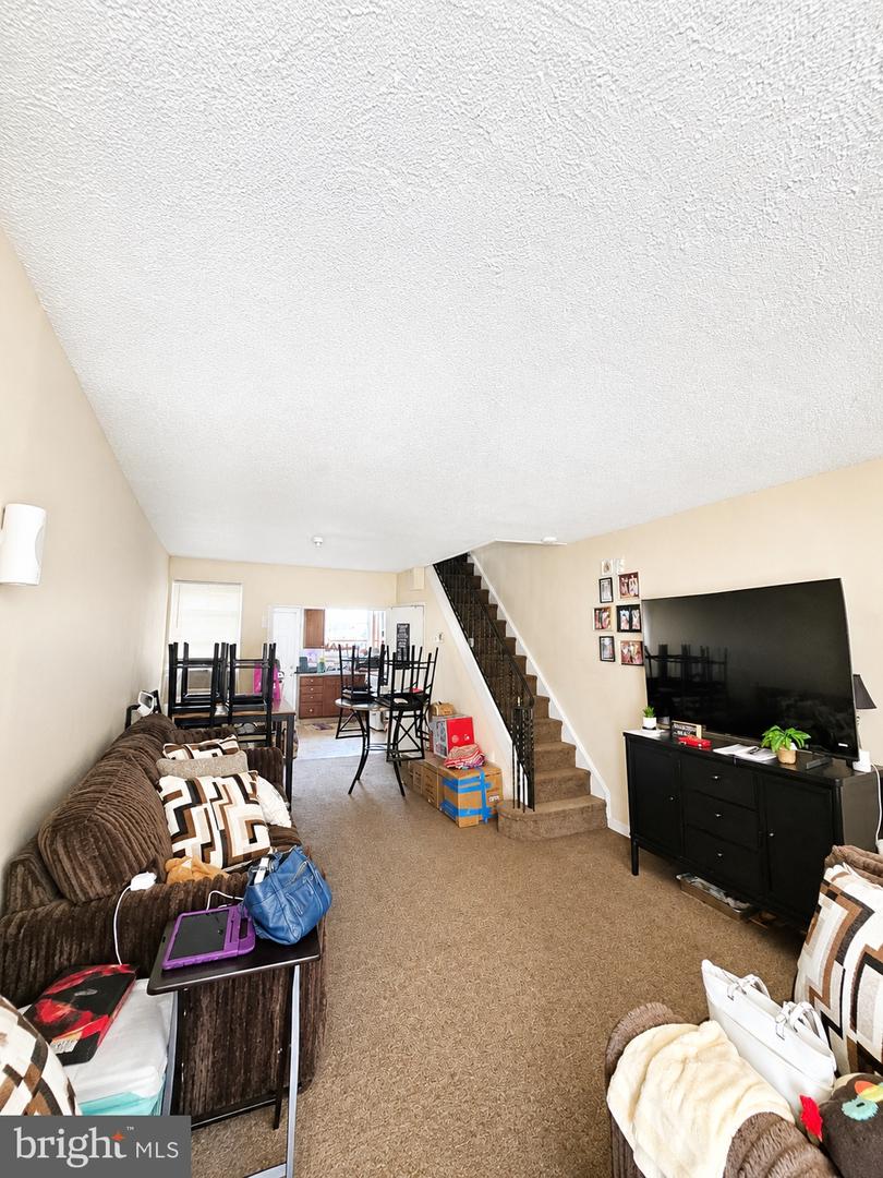 2116 Granite St Property Photo 3