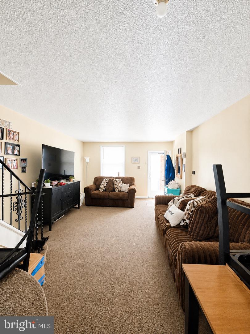 2116 Granite St Property Photo 5