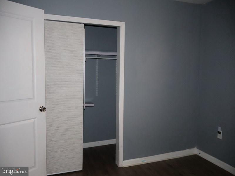 5024 Walton Ave Property Photo 9