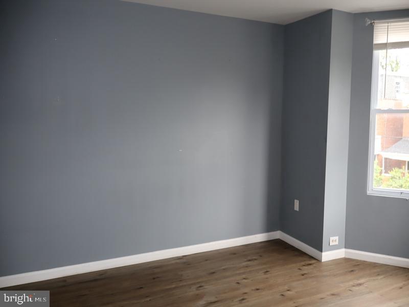 5024 Walton Ave Property Photo 14