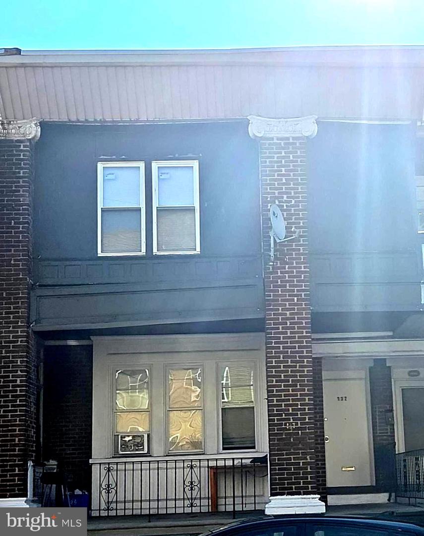 137 S 56th St #2 Property Photo 2