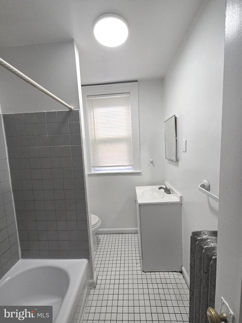 137 S 56th St #2 Property Photo 11