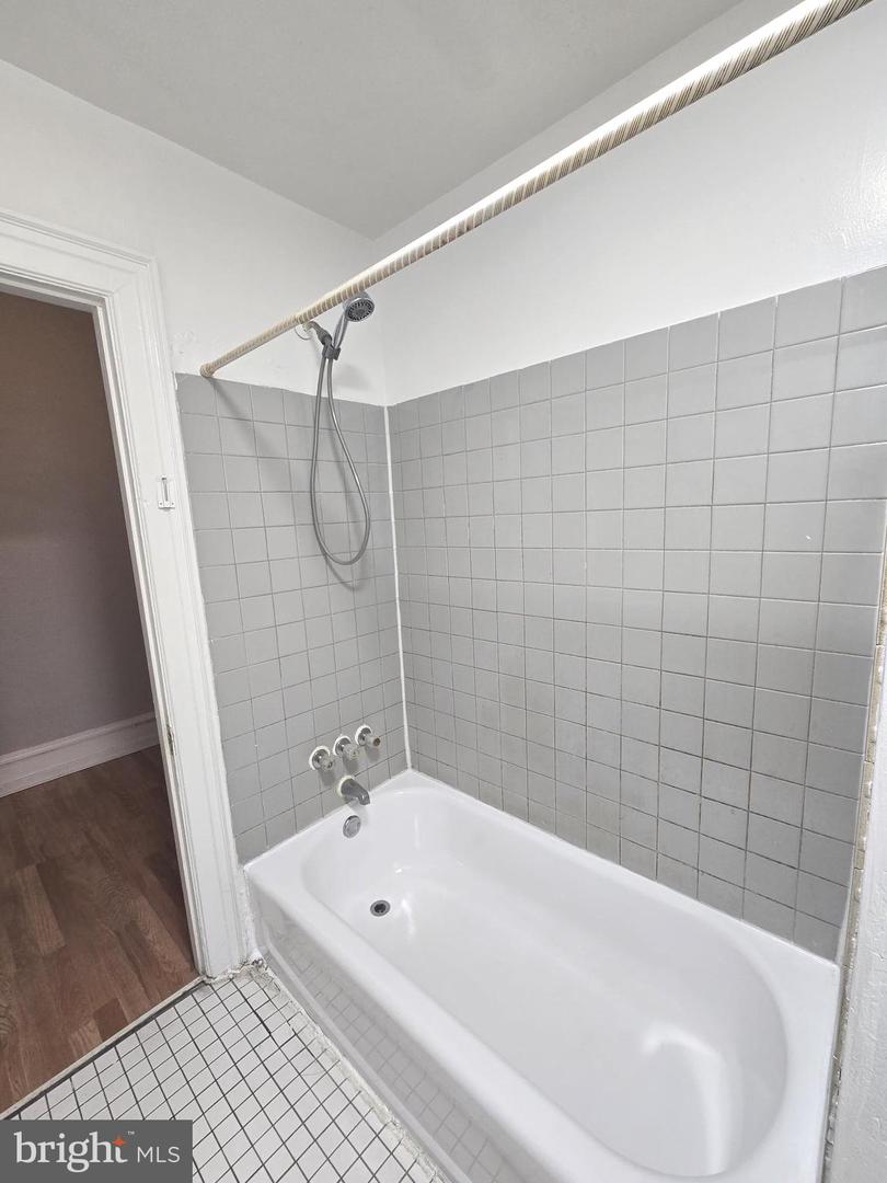 137 S 56th St #2 Property Photo 12