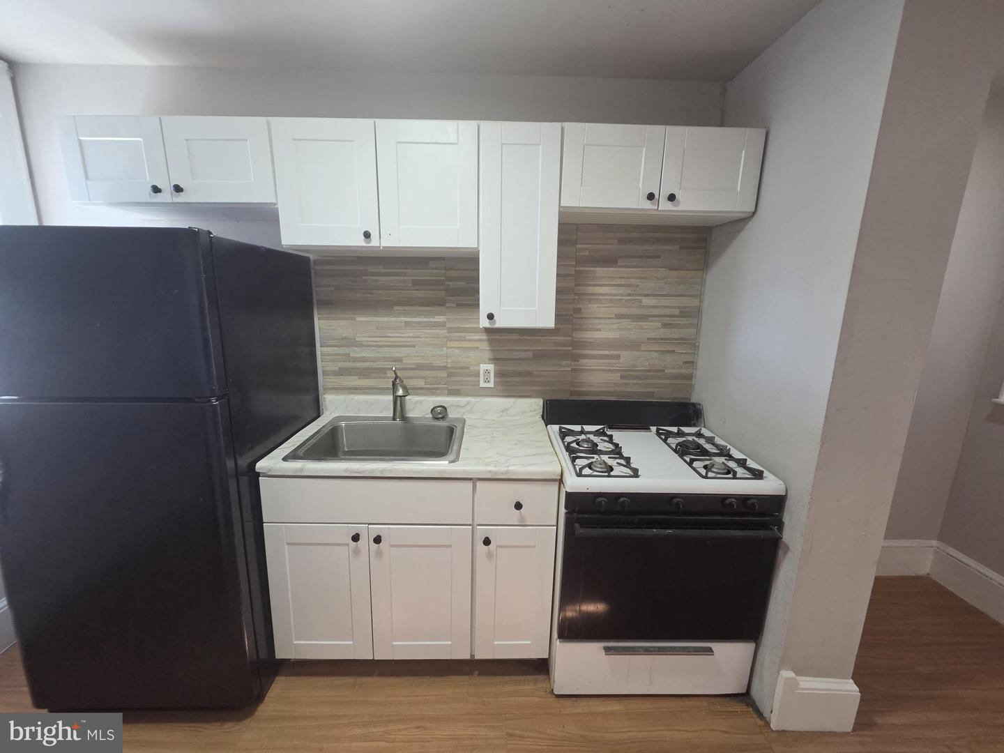 137 S 56th St #2 Property Photo 21