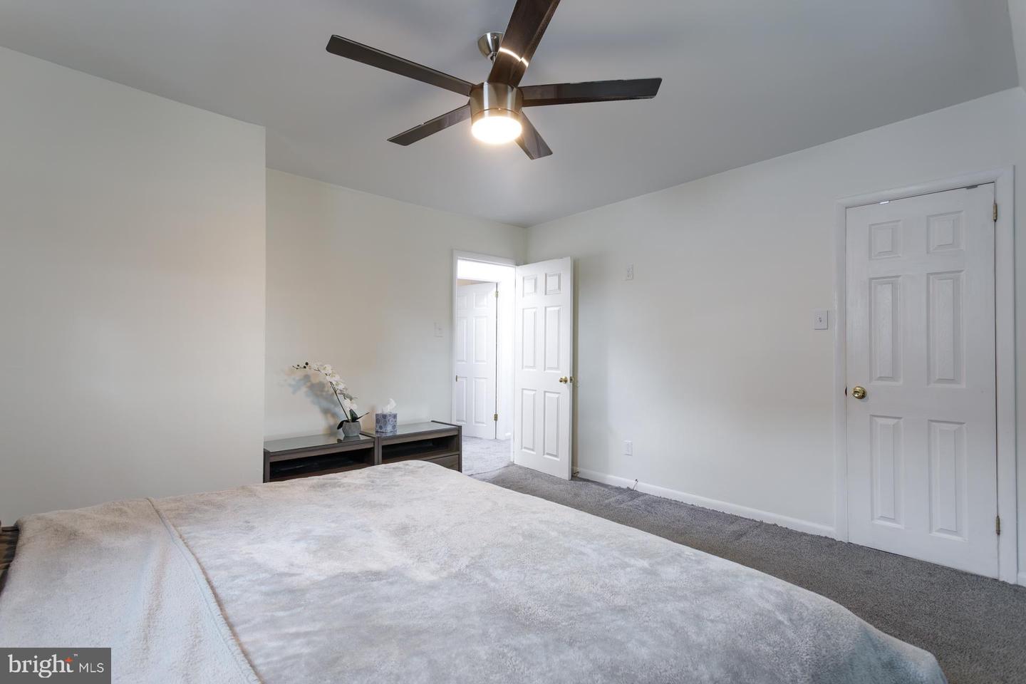 9331 Lansford St Property Photo 17