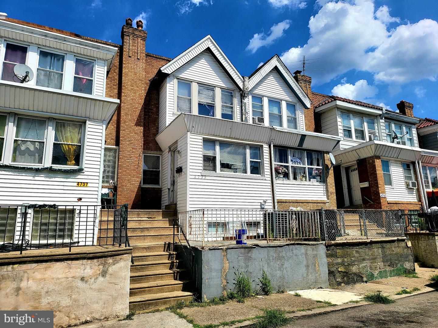 4739 LORING ST Property Photo 1
