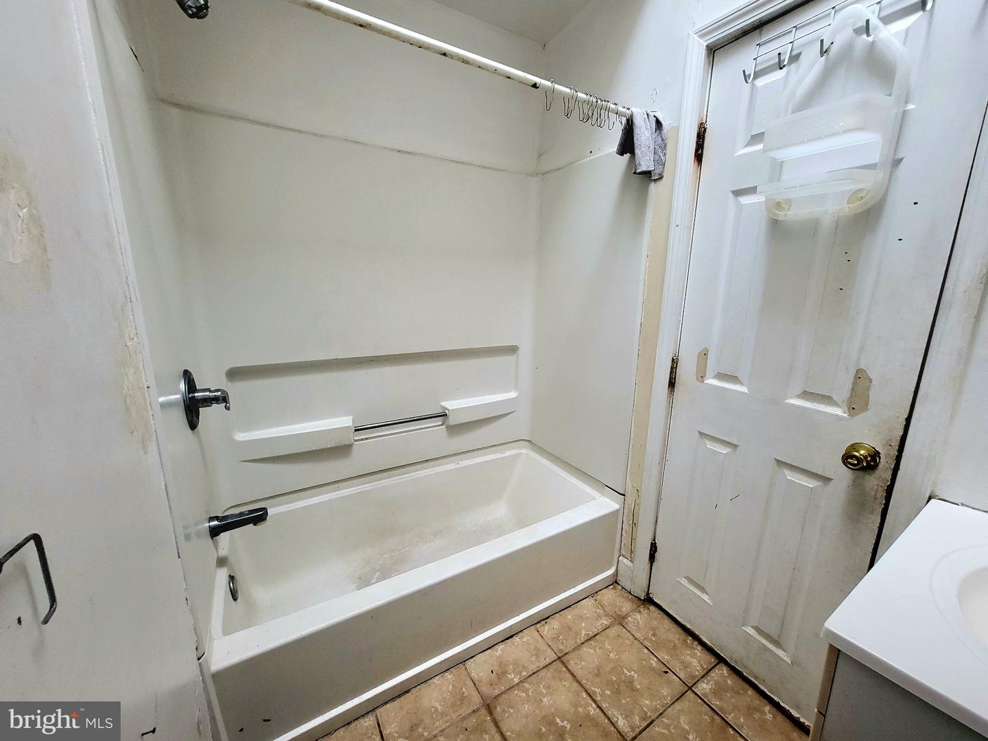 4739 Loring St Property Photo 19