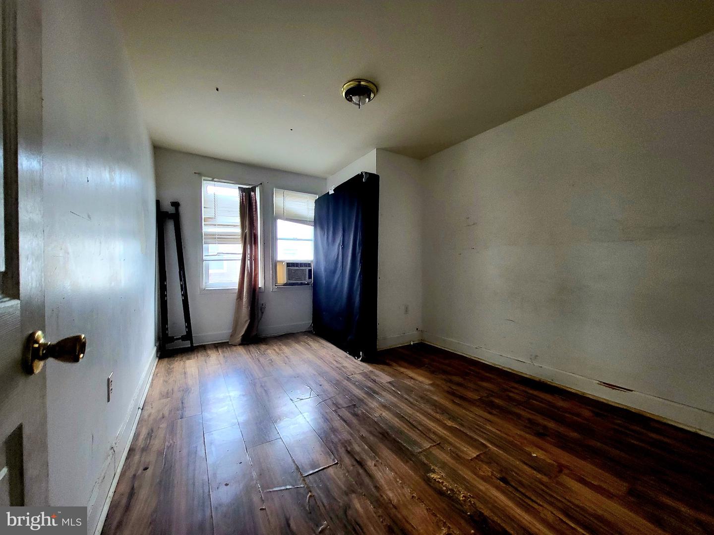 4739 Loring St Property Photo 22