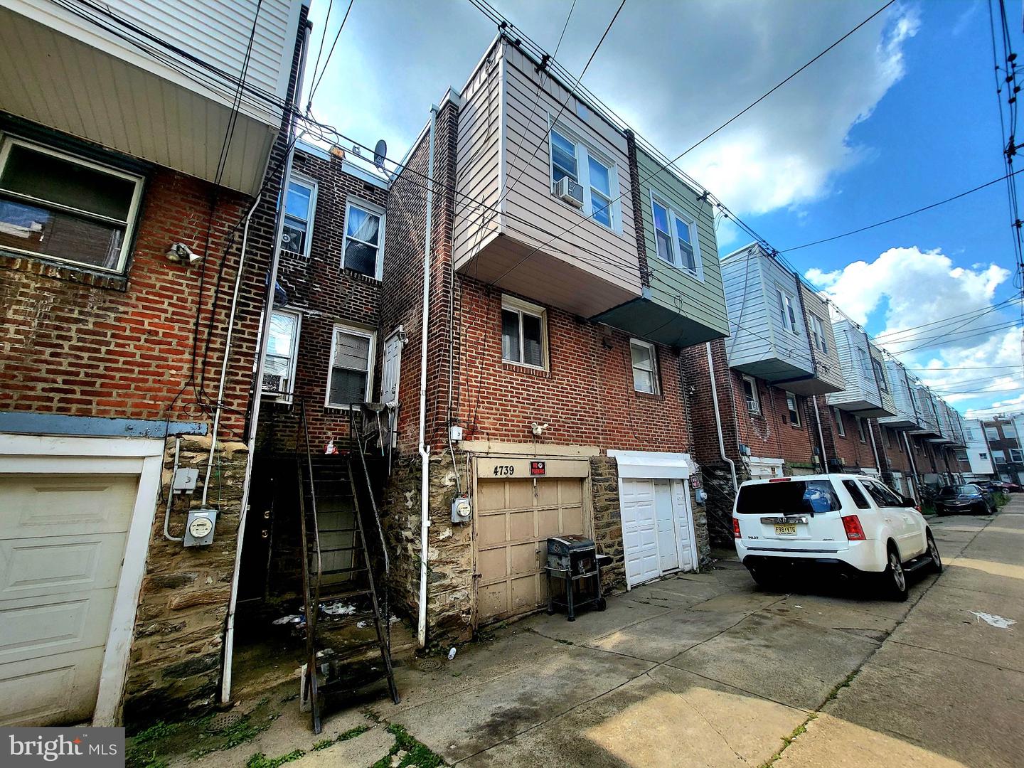 4739 Loring St Property Photo 24