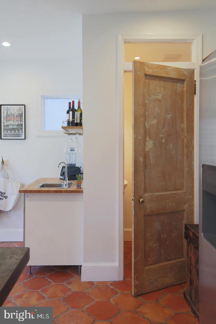 322 Belgrade St Property Photo 14