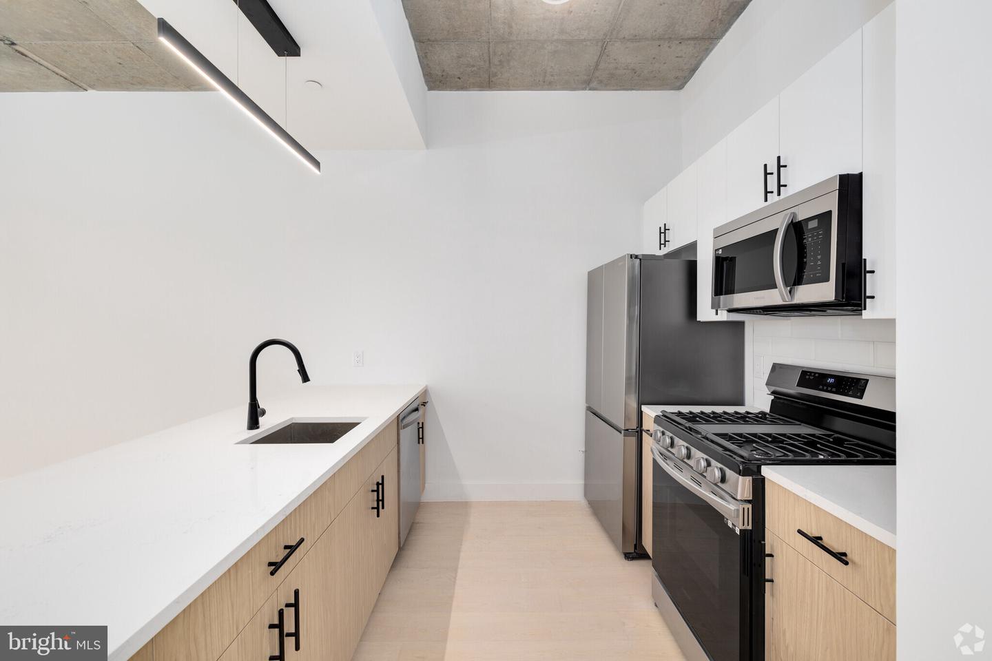 1222 N 2nd St #416 Property Photo 14