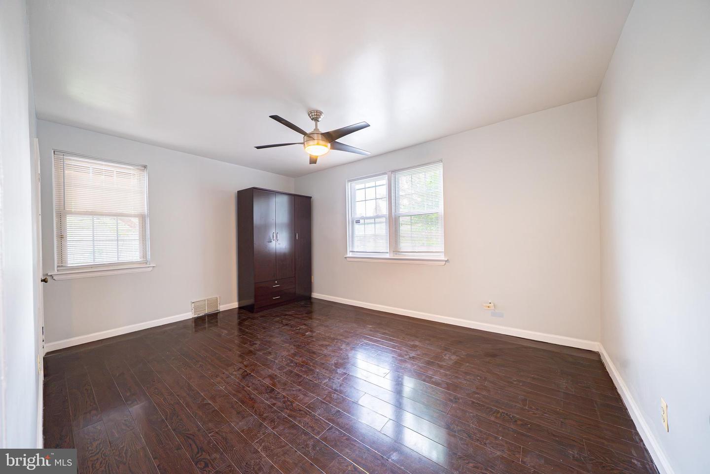3141 Fordham Rd Property Photo 17