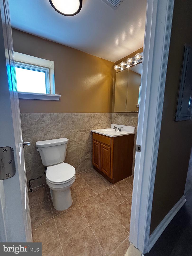 3111 W Montgomery Ave #3 Property Photo 6