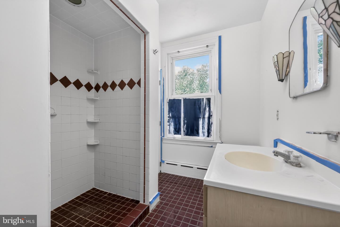 7042 Greene St Property Photo 15