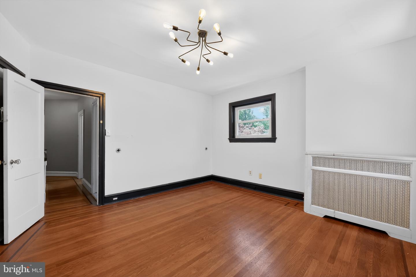 7042 Greene St Property Photo 19