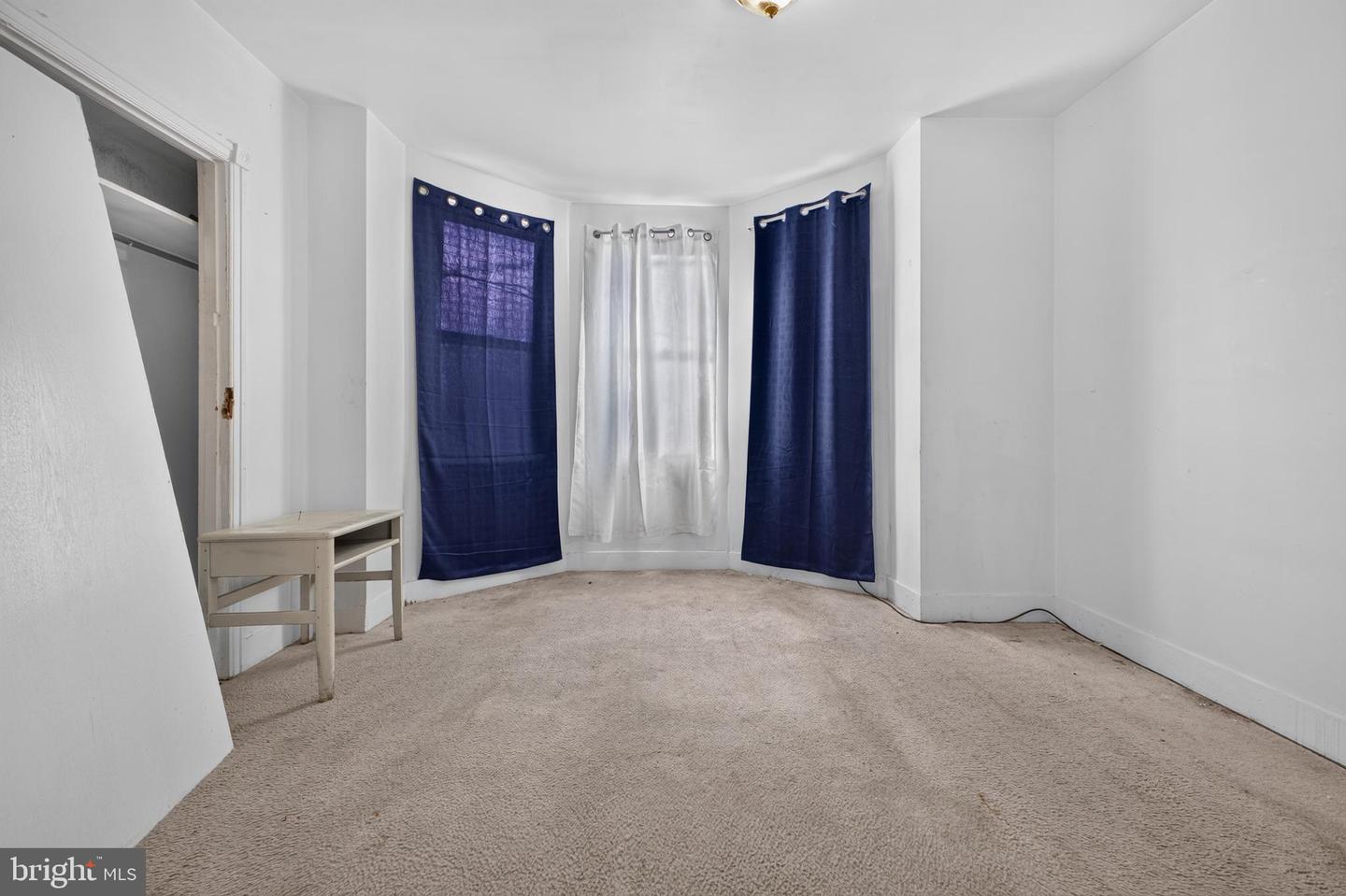 7279 Saybrook Ave Property Photo 9