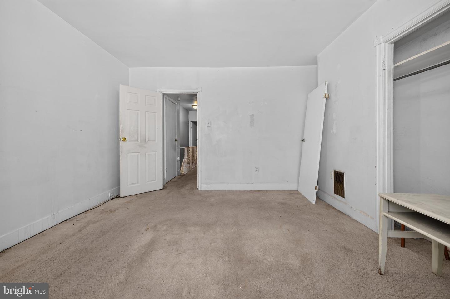 7279 Saybrook Ave Property Photo 11